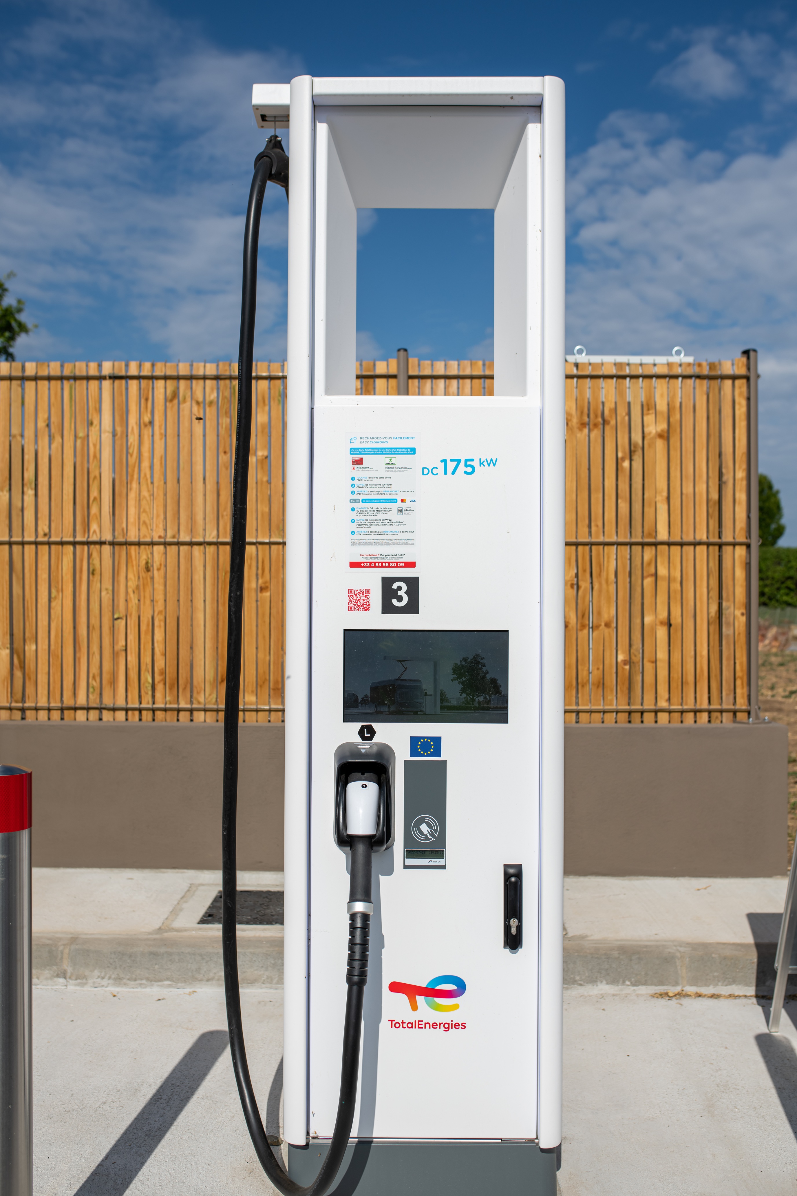 This is a picture representing NF078556 (FUELING) - REL.LA DENTELLE D'ALENCON