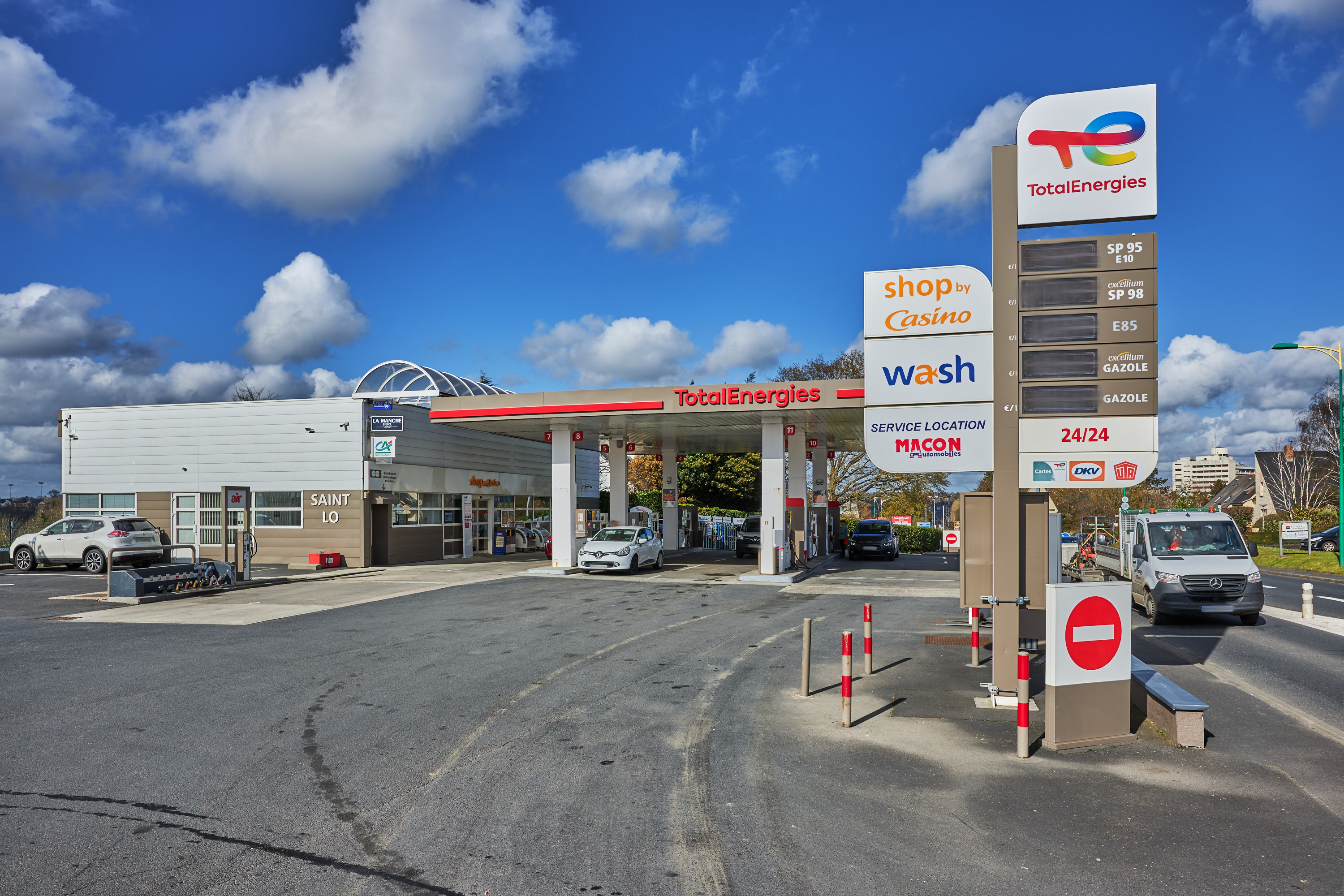 This is a picture representing NF003628 (FUELING) - SARL MACON