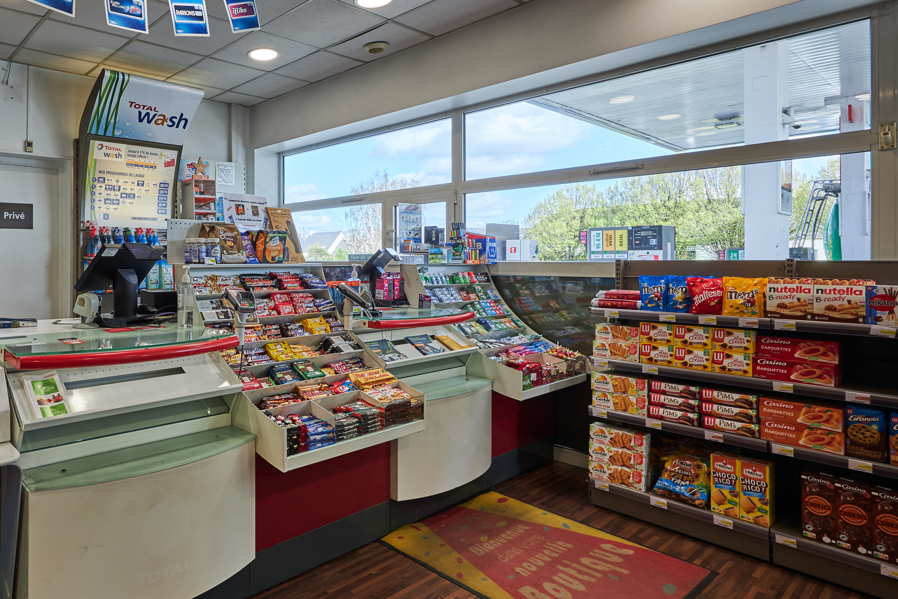 This is a picture representing NF003628 (FUELING) - SARL MACON