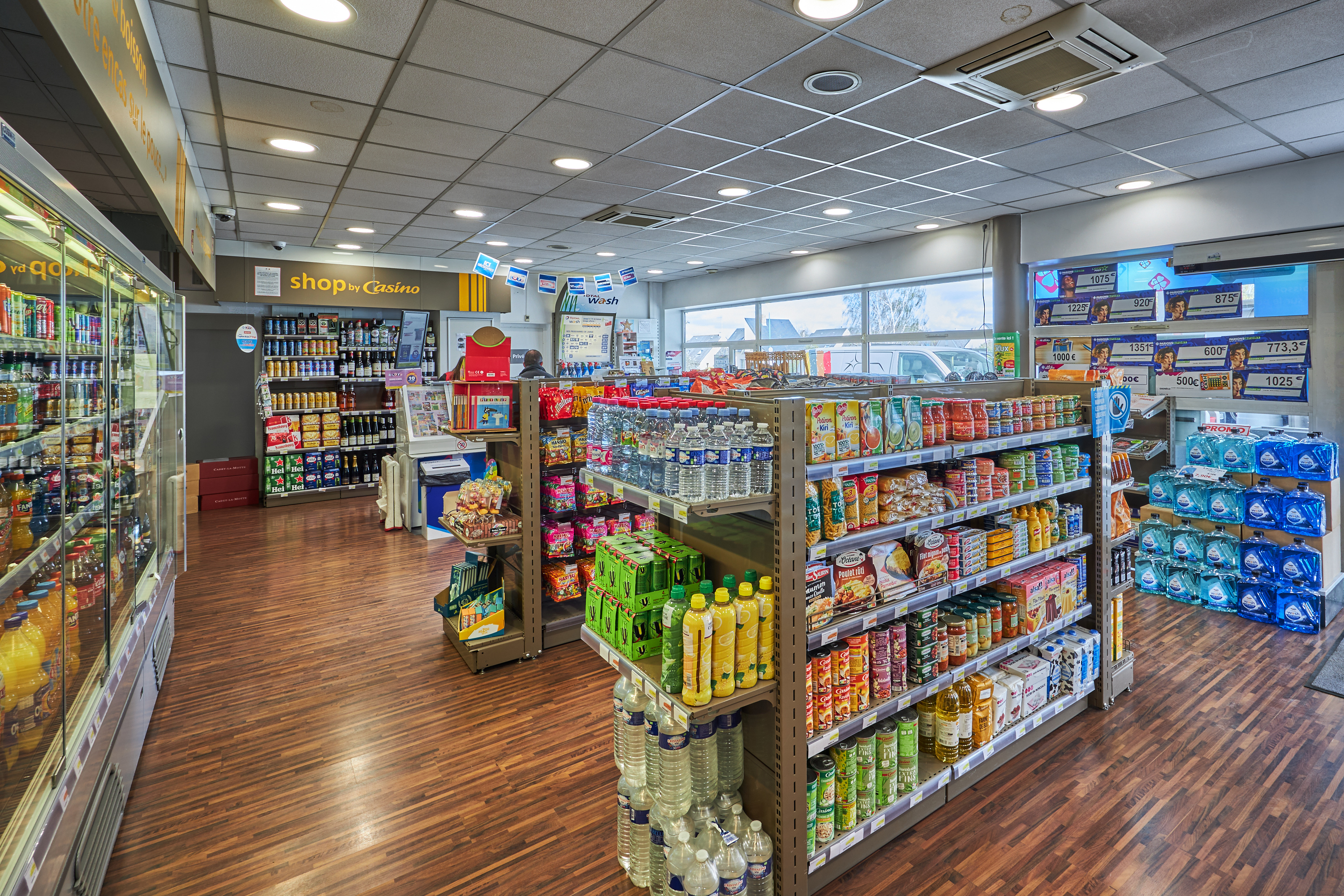 This is a picture representing NF003628 (FUELING) - SARL MACON