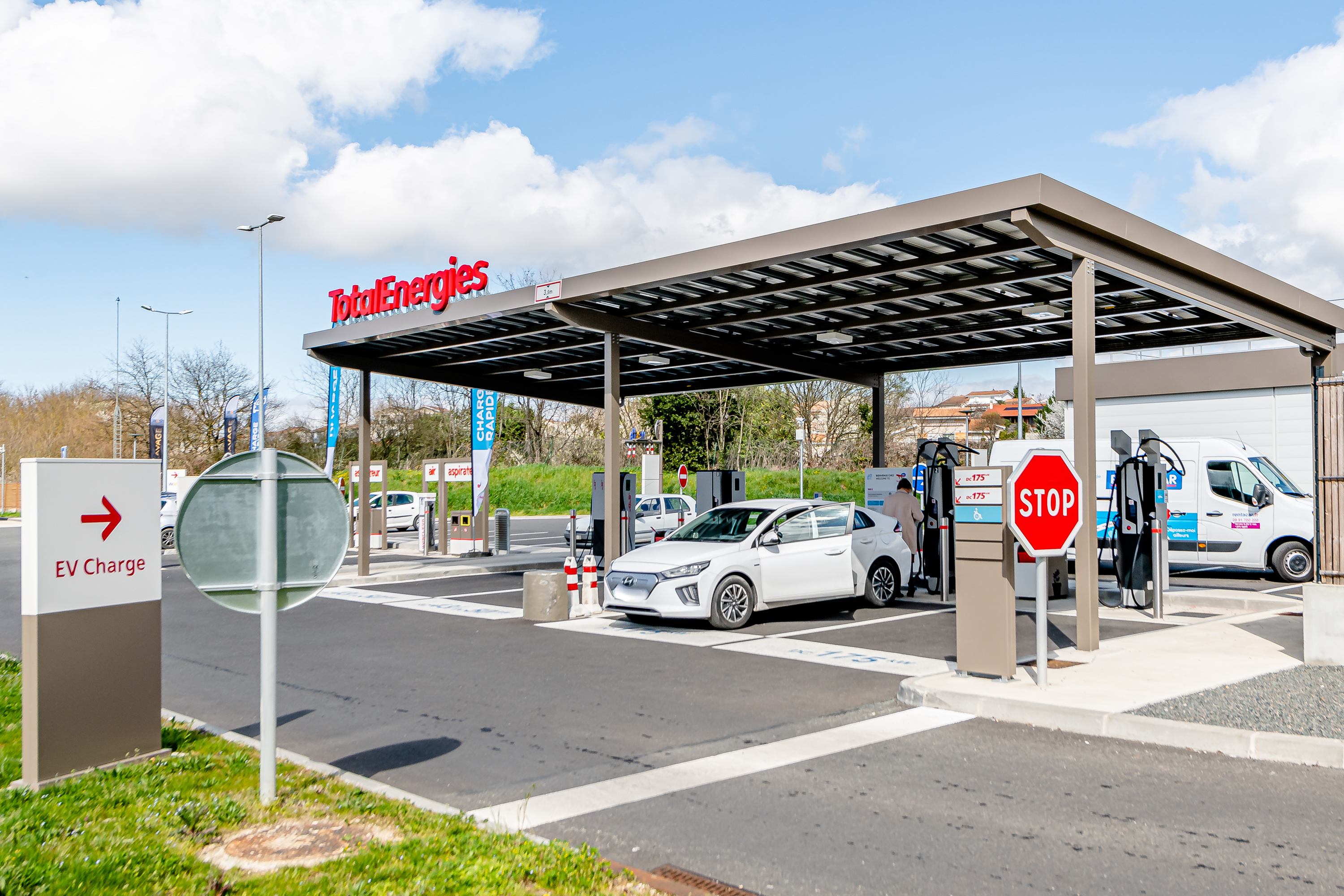 This is a picture representing NF078551 (FUELING) - REL.FONTBELLEAU