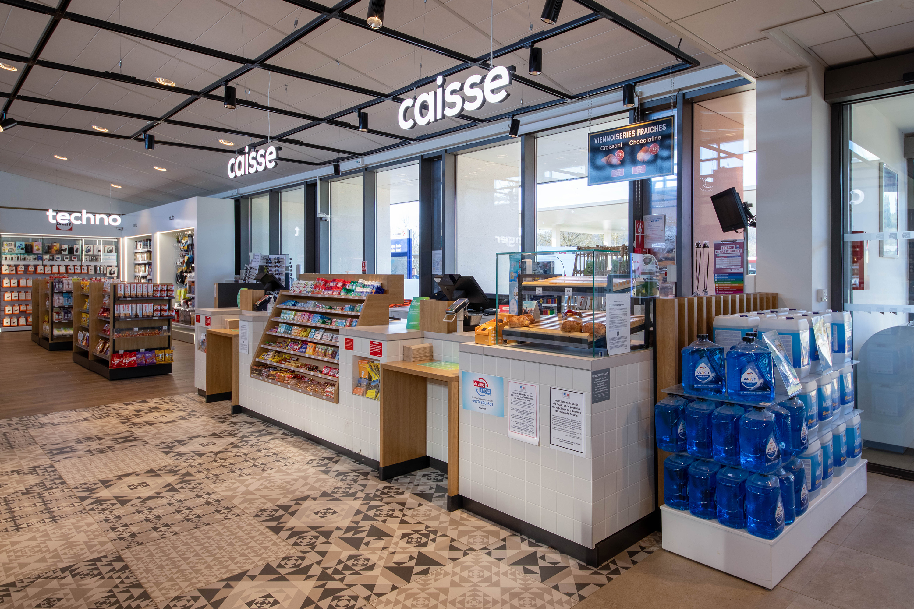 This is a picture representing NF088576 (FUELING) - REL.AGEN PORTE D'AQUITAINE