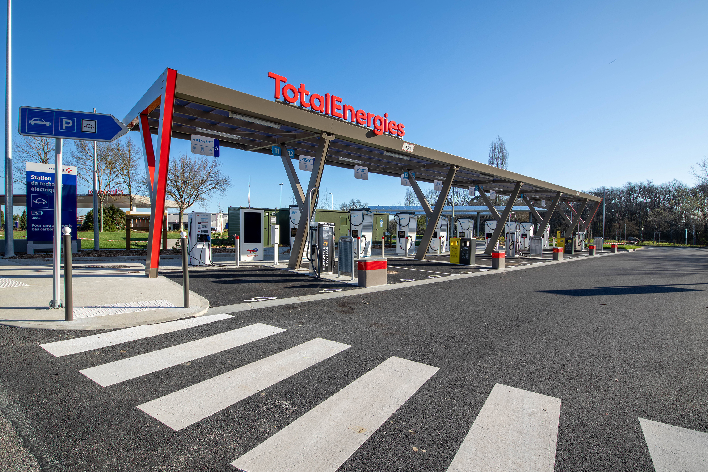 This is a picture representing NF088576 (FUELING) - REL.AGEN PORTE D'AQUITAINE