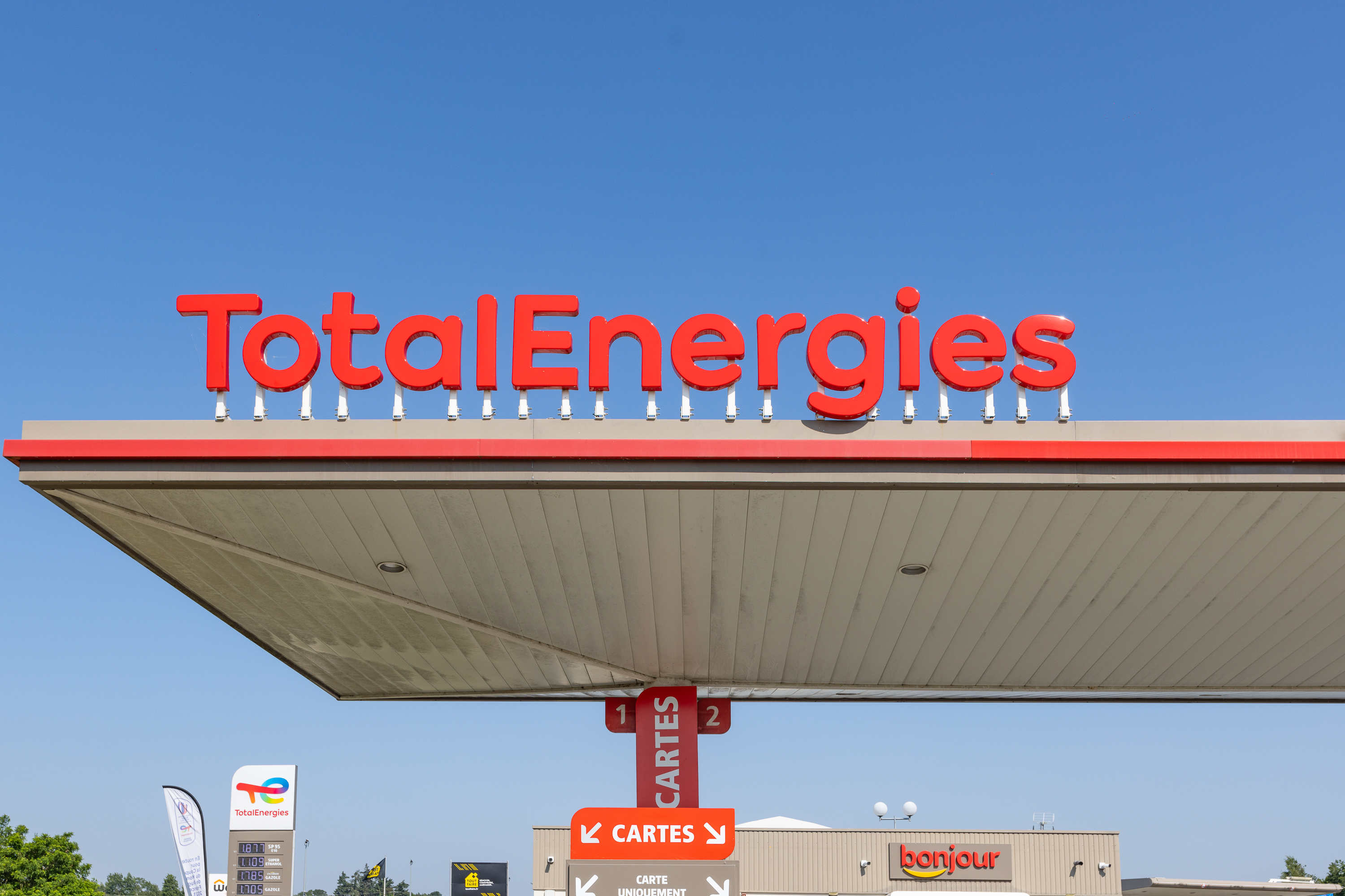 This is a picture representing NF080117 (FUELING) - SARL STATION JOUZEL