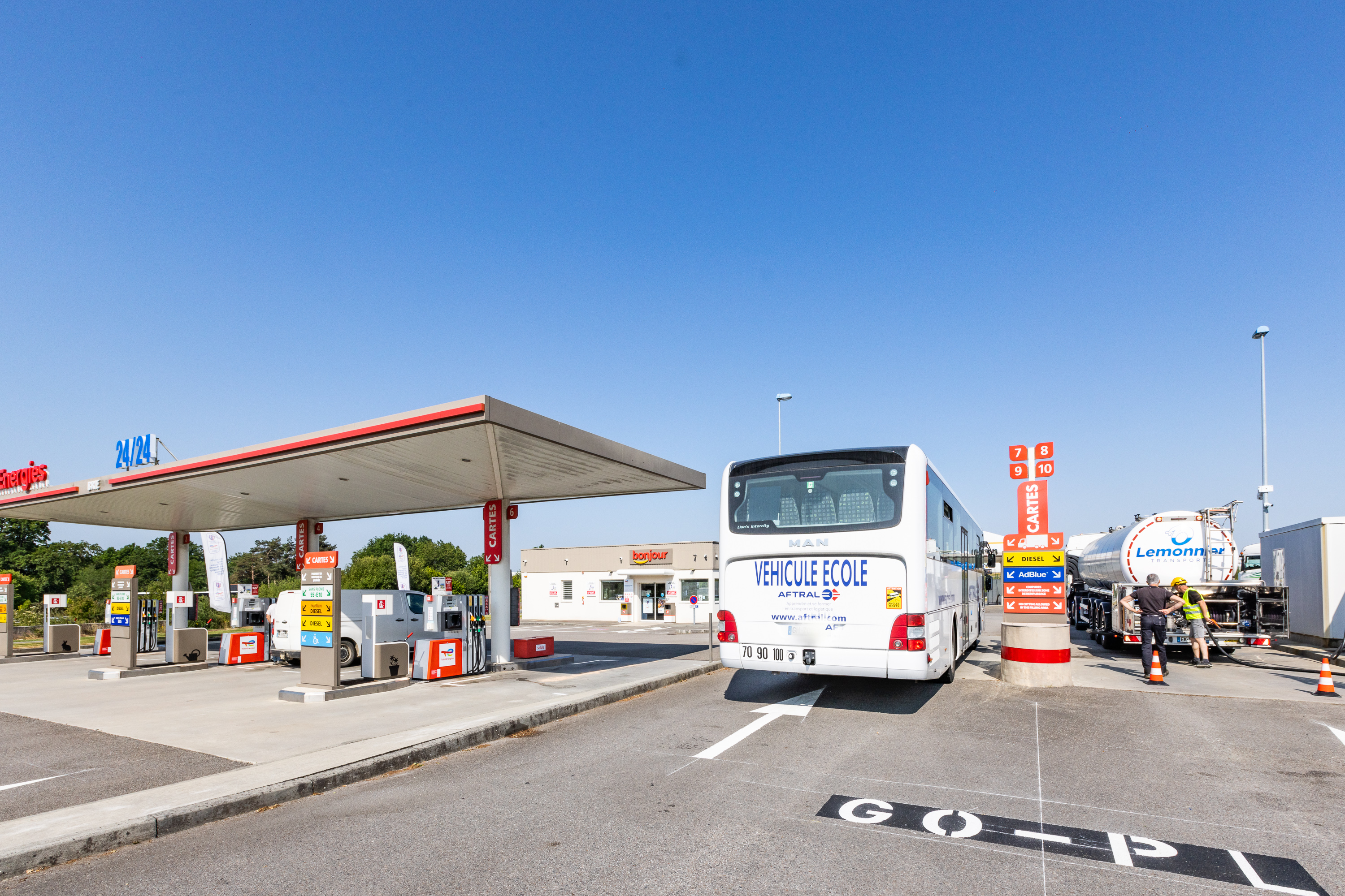 This is a picture representing NF080117 (FUELING) - SARL STATION JOUZEL