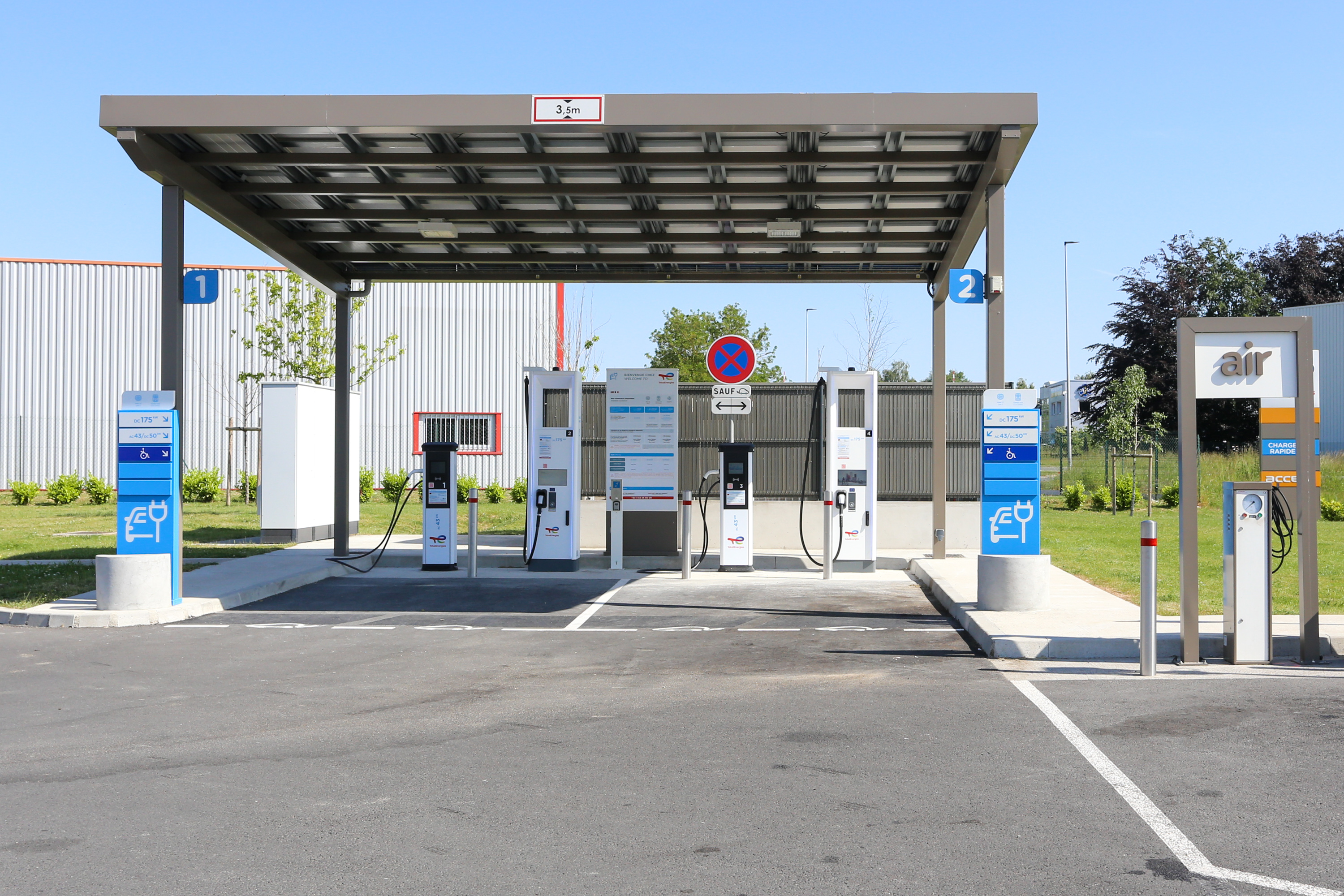 This is a picture representing NF080181 (FUELING) - RELAIS STAR LE PESCHER