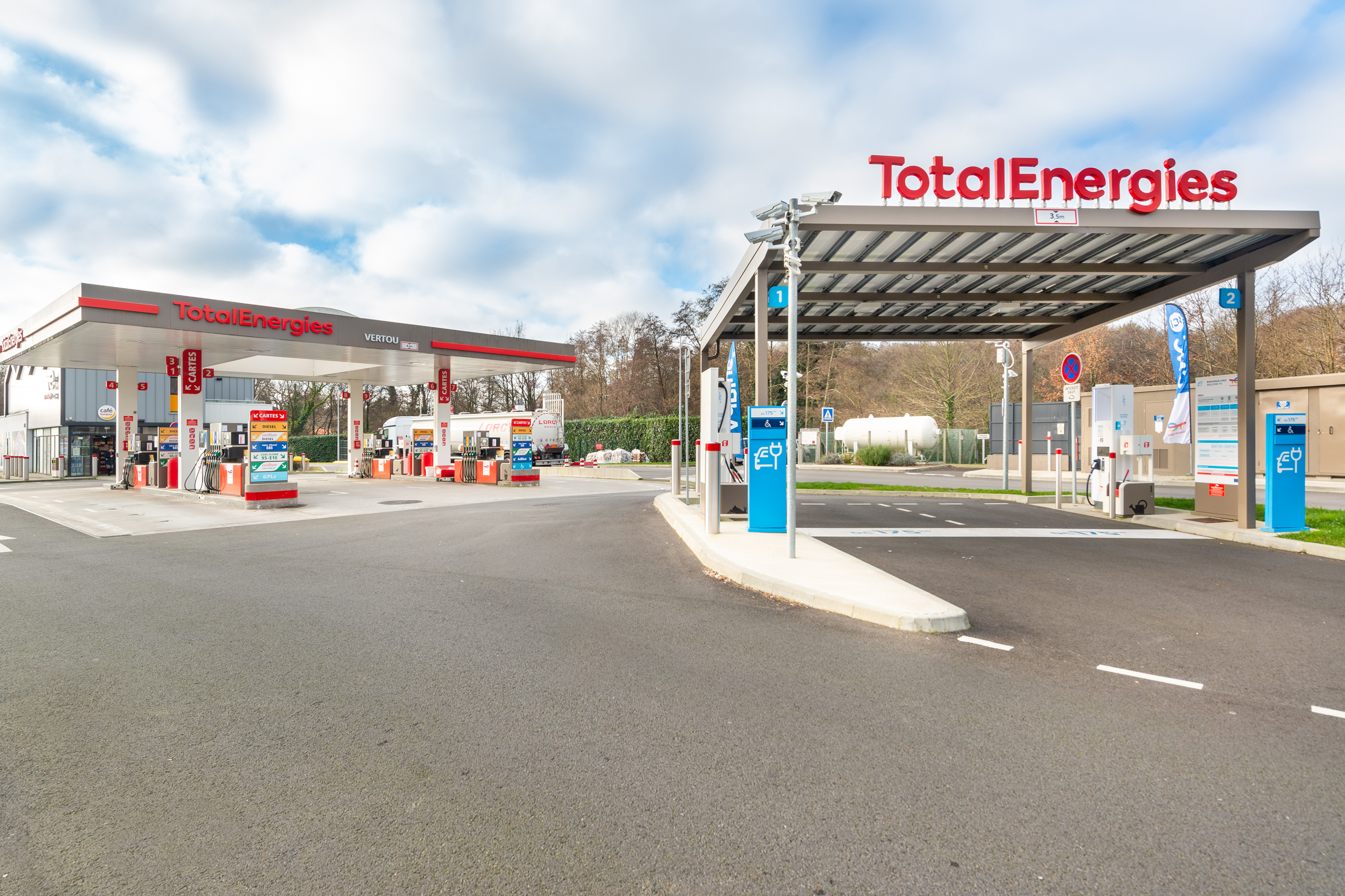 This is a picture representing NF042595 (FUELING) - REL.VERTOU GRASSINIERE This is a picture representing NF042595 (FUELING) - REL.VERTOU GRASSINIERE