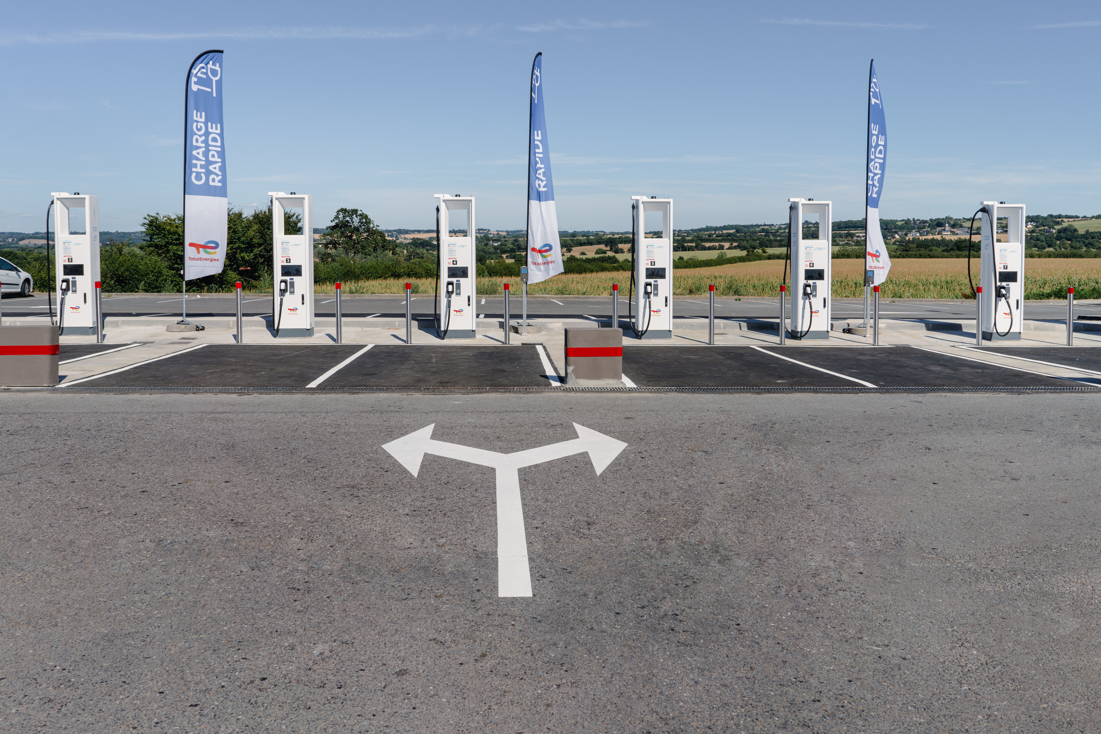 This is a picture representing NF078244 (FUELING) - REL.LE MONT SAINT MICHEL