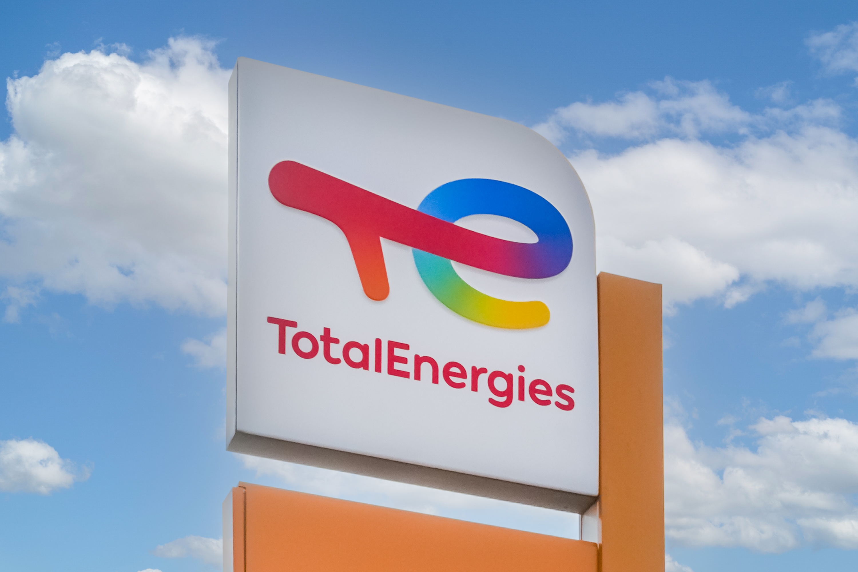 This is a picture representing NF006478 (FUELING) - RELAIS BRIVE SEMARD