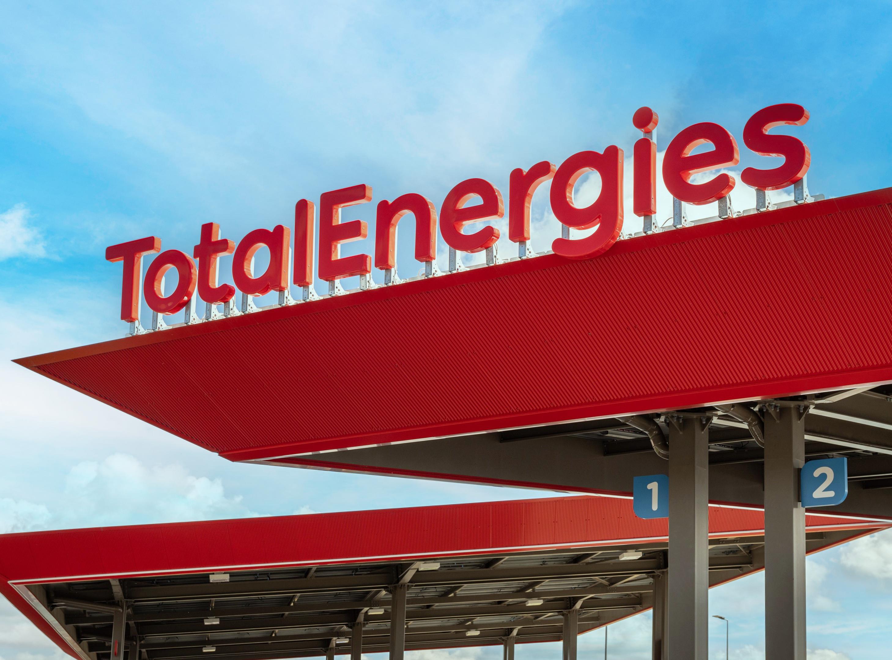 This is a picture representing NF006478 (FUELING) - RELAIS BRIVE SEMARD