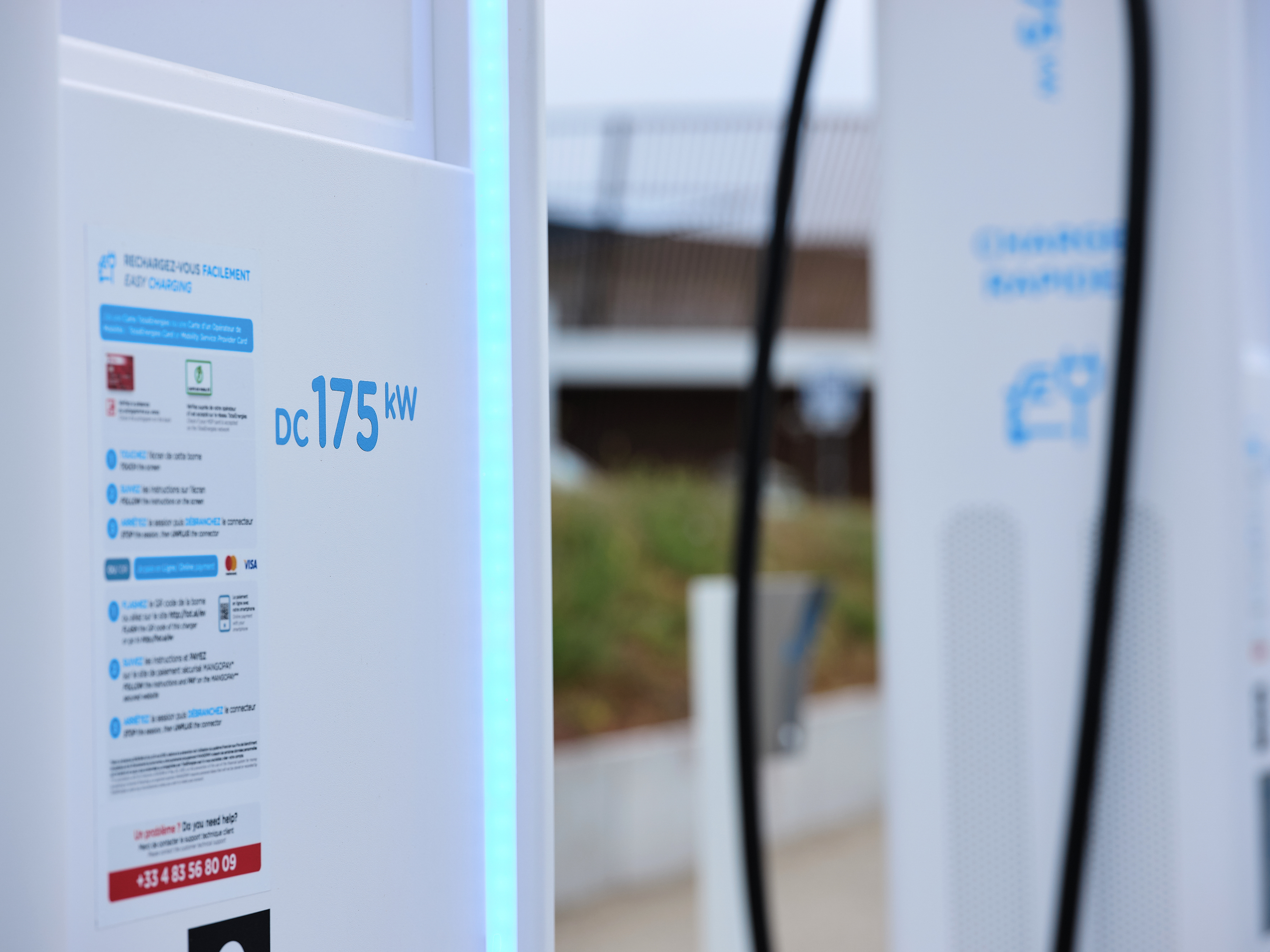 This is a picture representing NF070641 (FUELING) - REL.LES VOLCANS-D'AUVERGNE EST VL This is a picture representing NF070641 (FUELING) - REL.LES VOLCANS-D'AUVERGNE EST VL