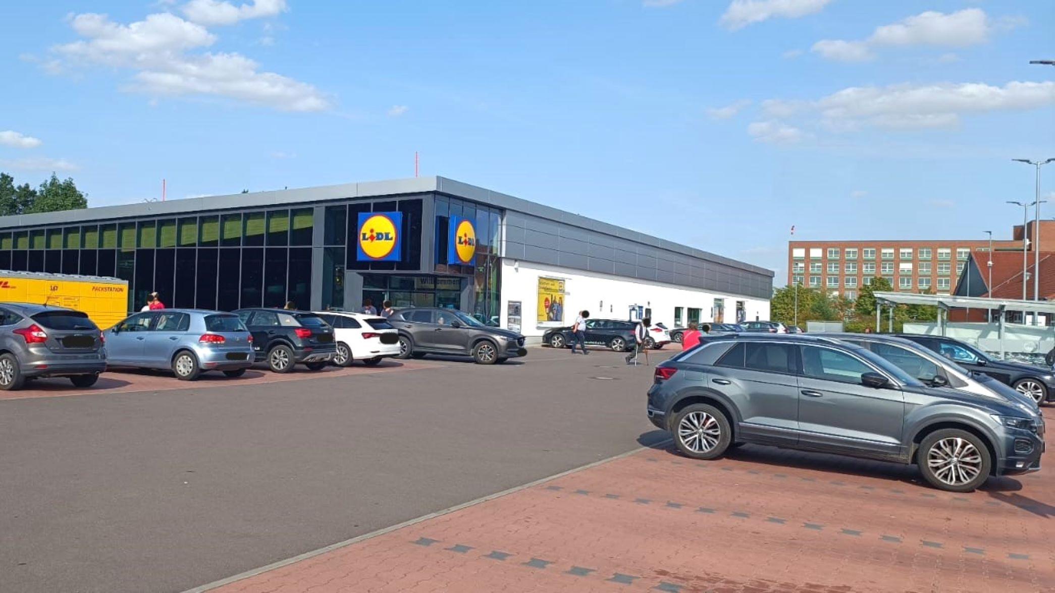 Lidl, Förderstedter Straße in Staßfurt
