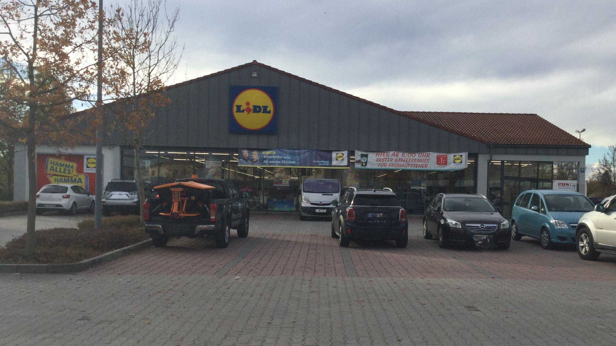 Lidl, Industriestraße in Holzkirchen