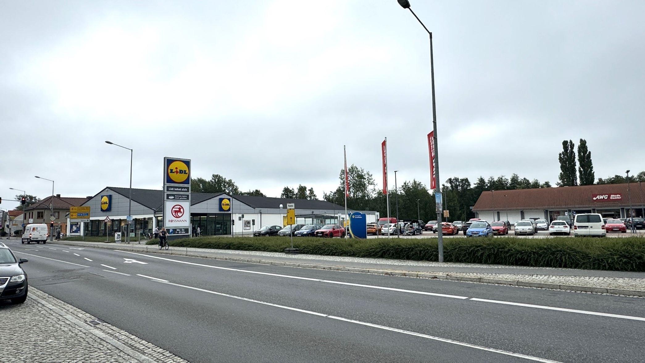 Lidl, Am Ankerglasplatz in Bernsdorf