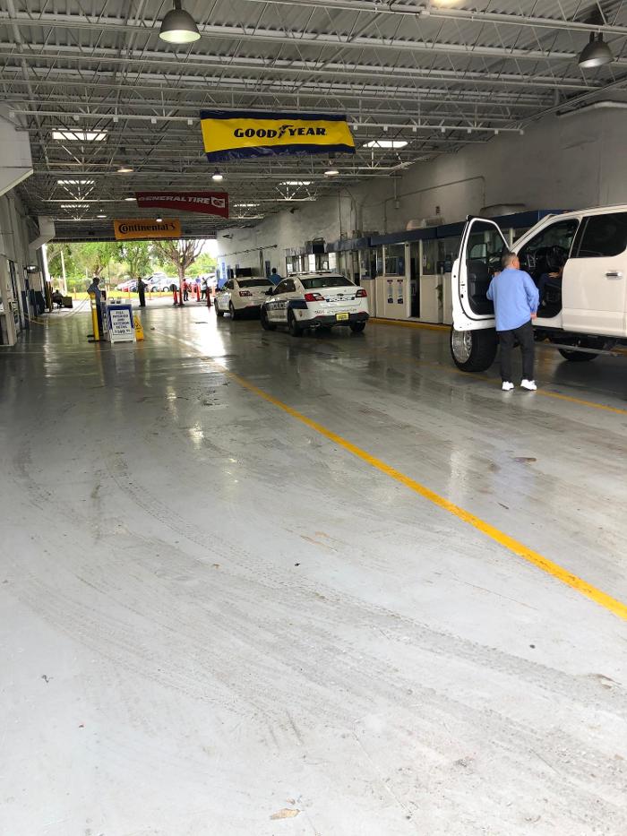 Midway Ford Service - Miami, FL