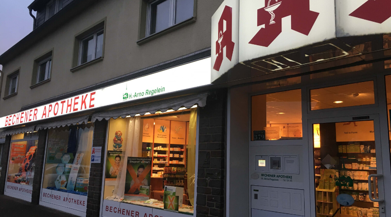 Bechener Apotheke, Arno Regelein e.K., Kölner Straße in Kürten
