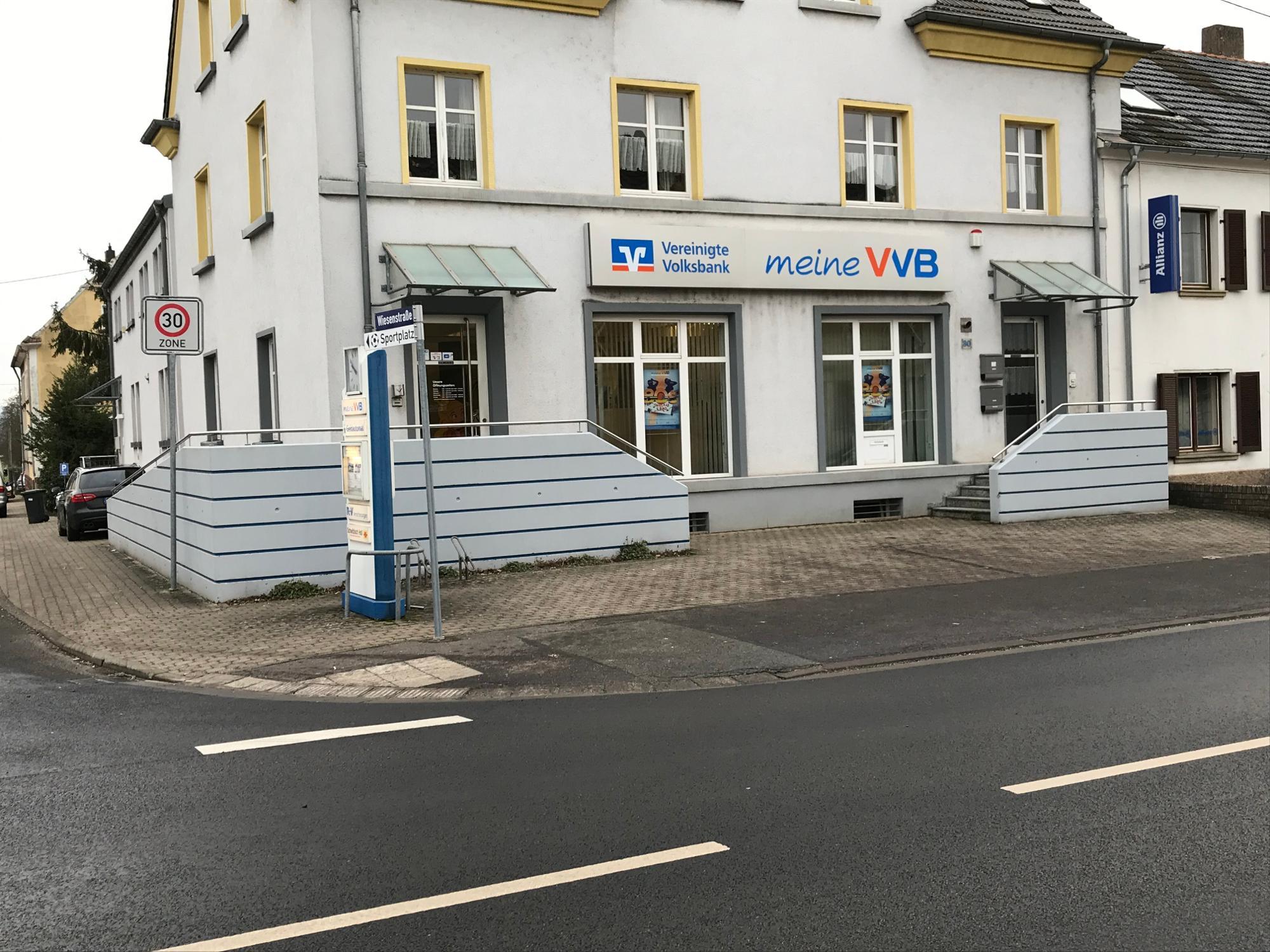 Vereinigte Volksbank eG - meine VVB, SB-Standort Hilbringen, Merziger Straße in Merzig