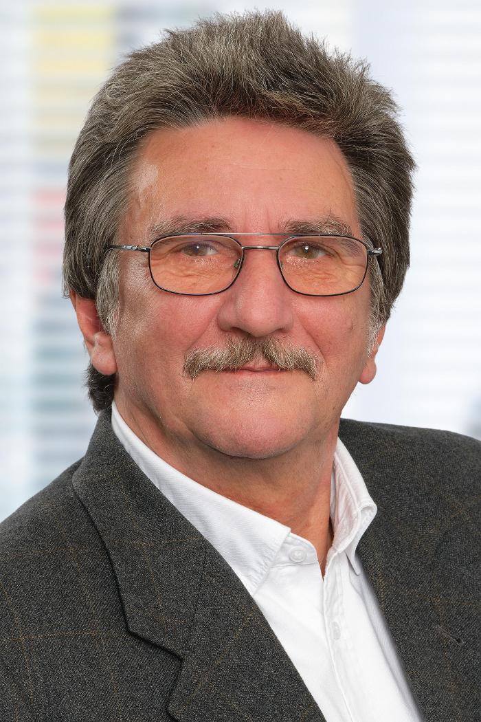 ERGO Versicherung Hans-Joachim Neumetzler, Am Sportplatz in Auw bei Prüm