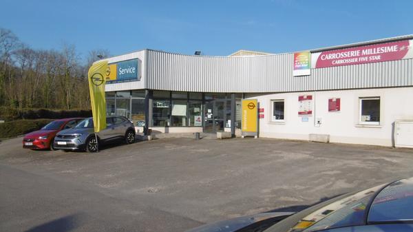 Carrosserie Millésime garage d'automobile, réparation