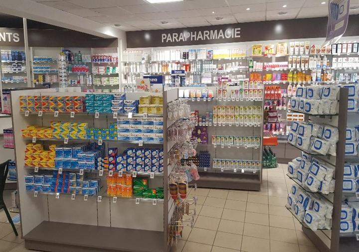 Pharmacie du Bourg entrepôt et magasin général