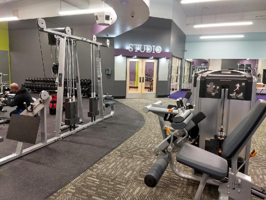 Anytime Fitness Strickland Bridge - Fayetteville, NC