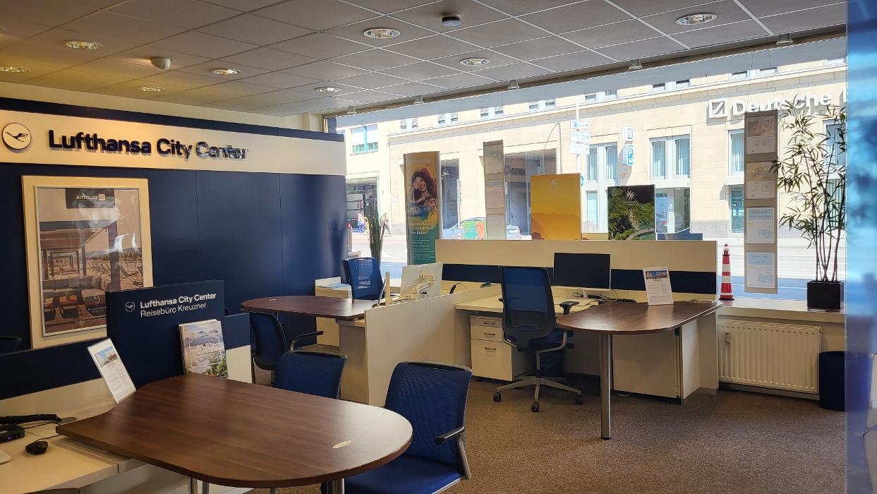 Lufthansa City Center Urlaubswelten Köln, Komödienstraße in Köln