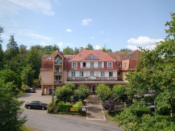 Logis Hôtel Notre-Dame de Bonne Fontaine restaurant