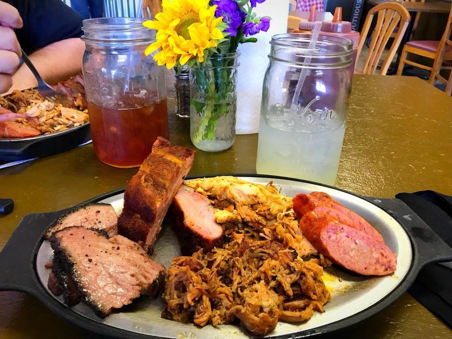 HEK Yeah BBQ - Phoenix, AZ