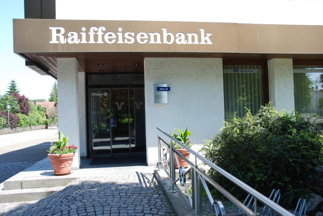 Raiffeisenbank Lechrain eG, Geschäftsstelle Walleshausen, Probst-Daisenberger-Straße in Geltendorf
