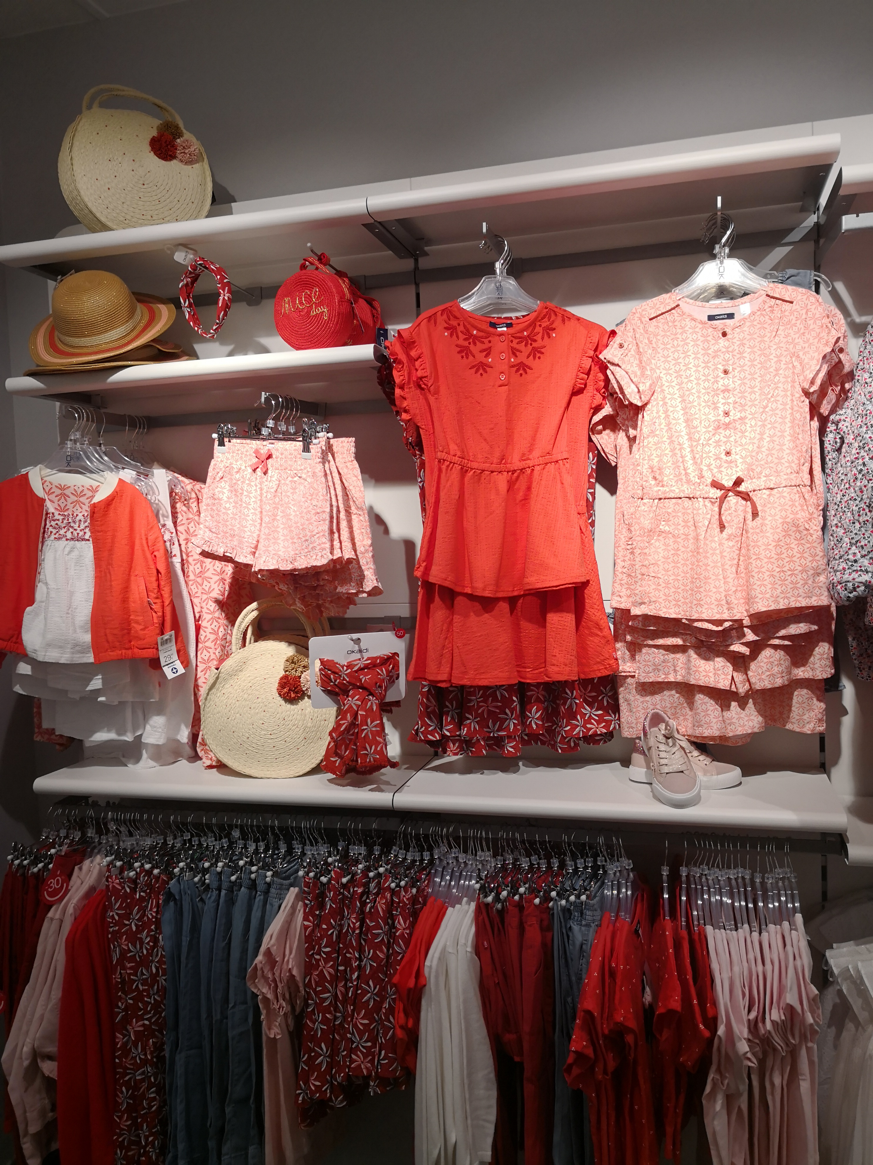 Les Meilleurs Adresses Pour Vetements Pour Bebes Et Enfants Fabrication Gros A Saint Leger Sur Roanne Il Y A 01 Resultats Pour Votre Recherche Local Infobel Fr