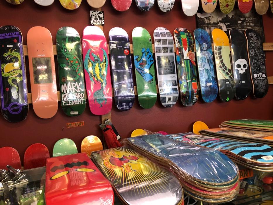 Discontent Lifestyle Stores - Billings, MT