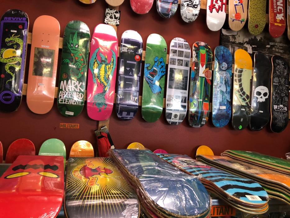 Discontent Lifestyle Stores - Billings, MT