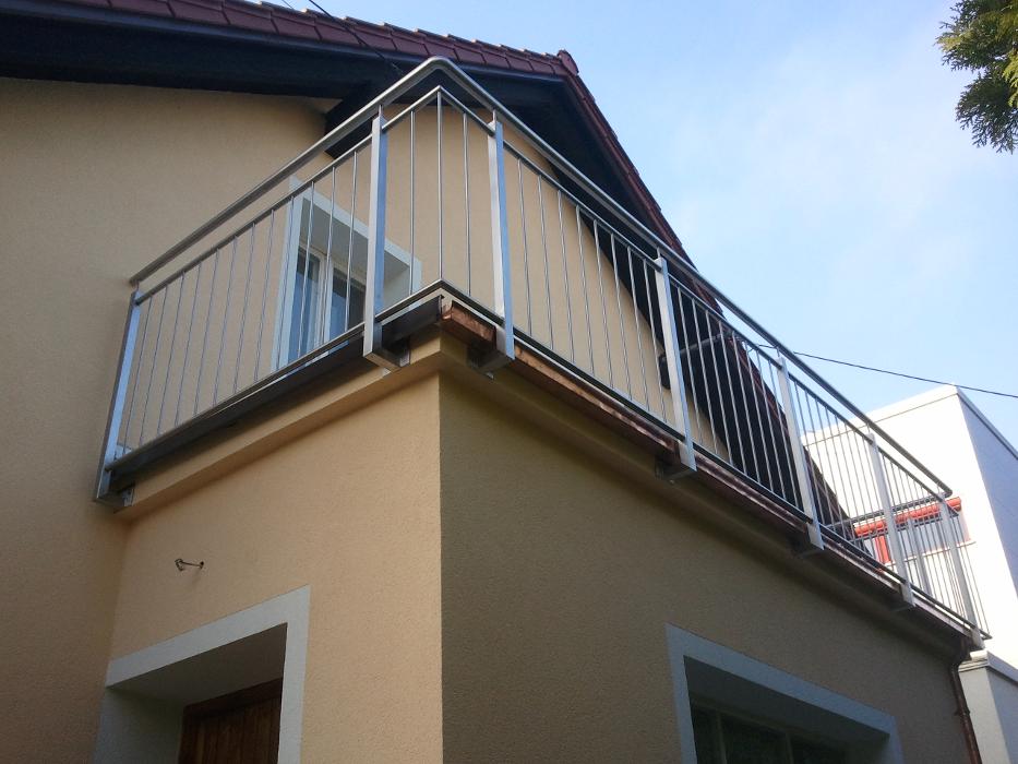 Haberfellner - Edelstahl - Alu - Glas, Niederlaaberstraße in Niederlaab