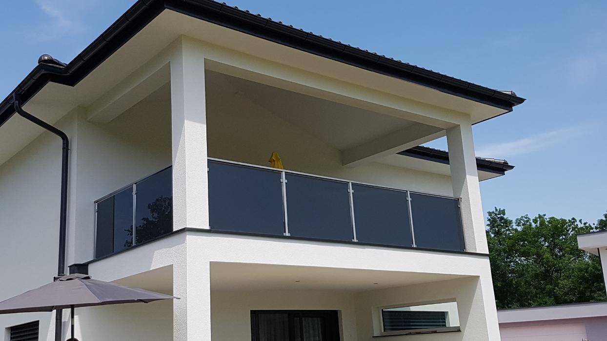 Haberfellner - Edelstahl - Alu - Glas, Niederlaaberstraße in Niederlaab