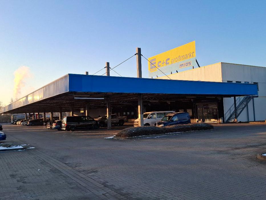 EDEKA Foodservice Petersberg, Magdeburger Chaussee in Petersberg