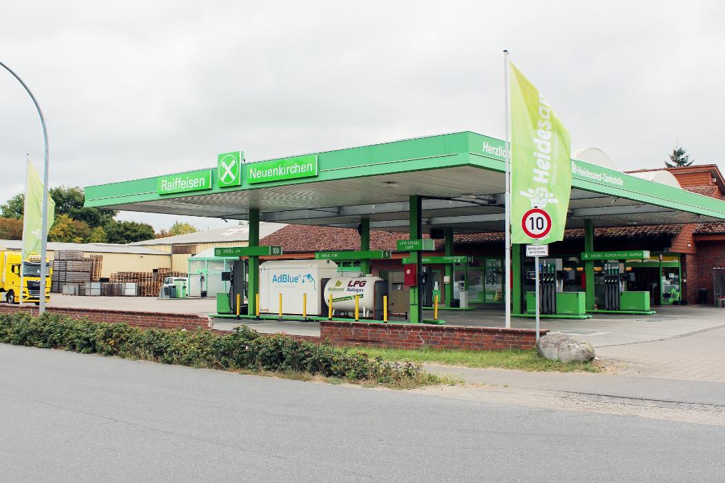 Raiffeisen-Tankstelle Neuenkirchen der Heidesand RWG, Delmser Dorfstraße in Neuenkirchen