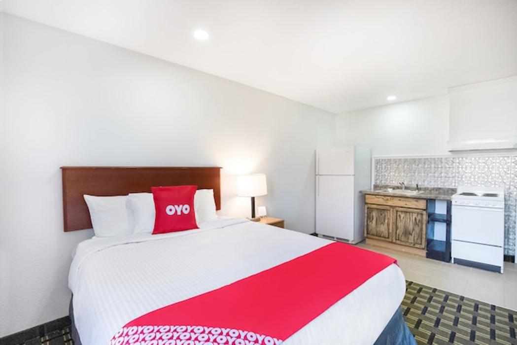 Hotel Eastin Riverwalk - Atchison, KS