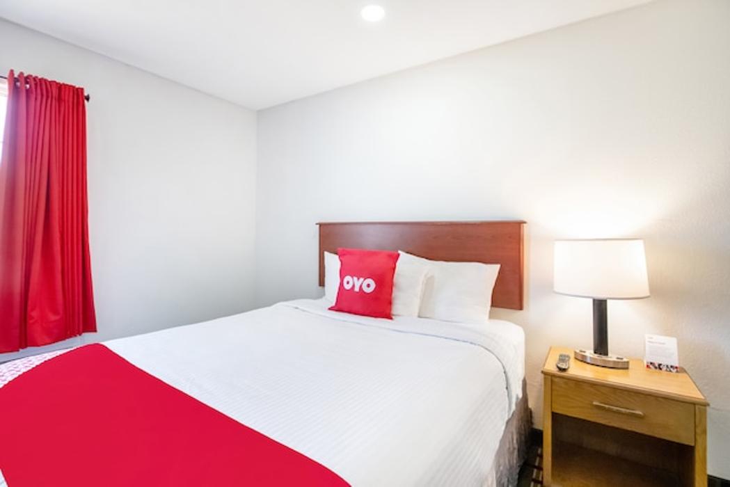 Hotel Eastin Riverwalk - Atchison, KS