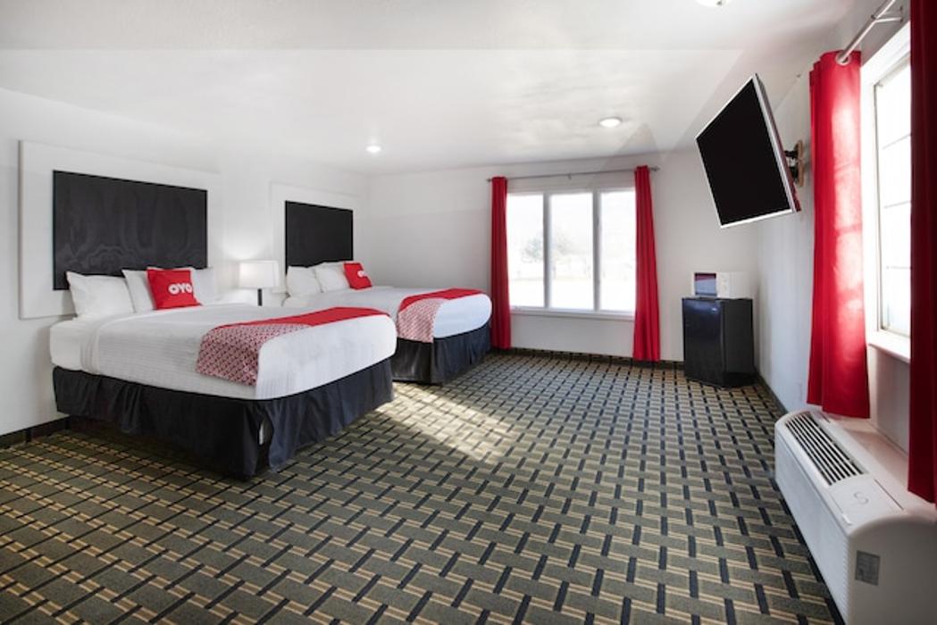 Hotel Eastin Riverwalk - Atchison, KS