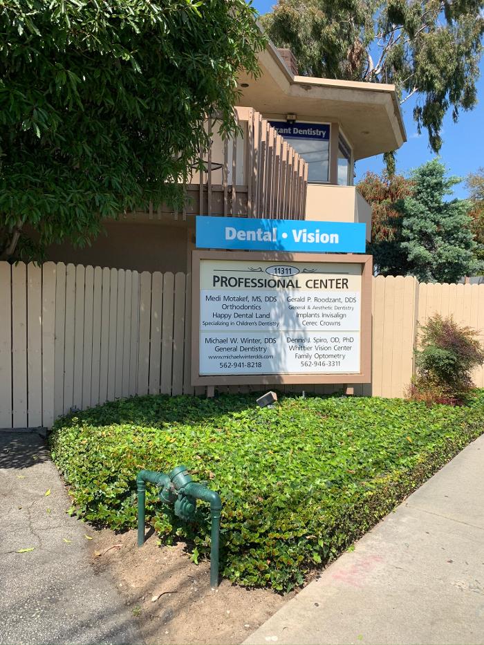 Happy Dental Land - Whittier, CA