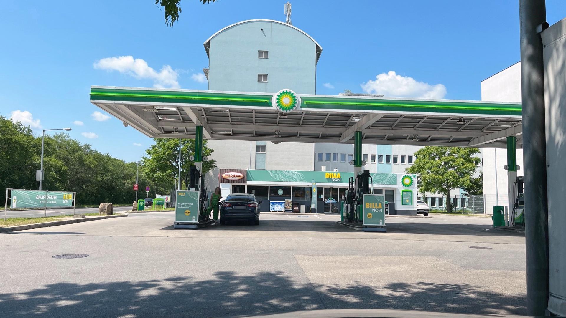 bp, Einzingergasse in Wien