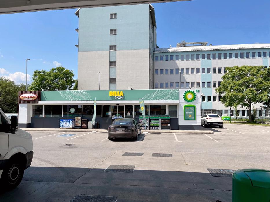 bp, Einzingergasse in Wien