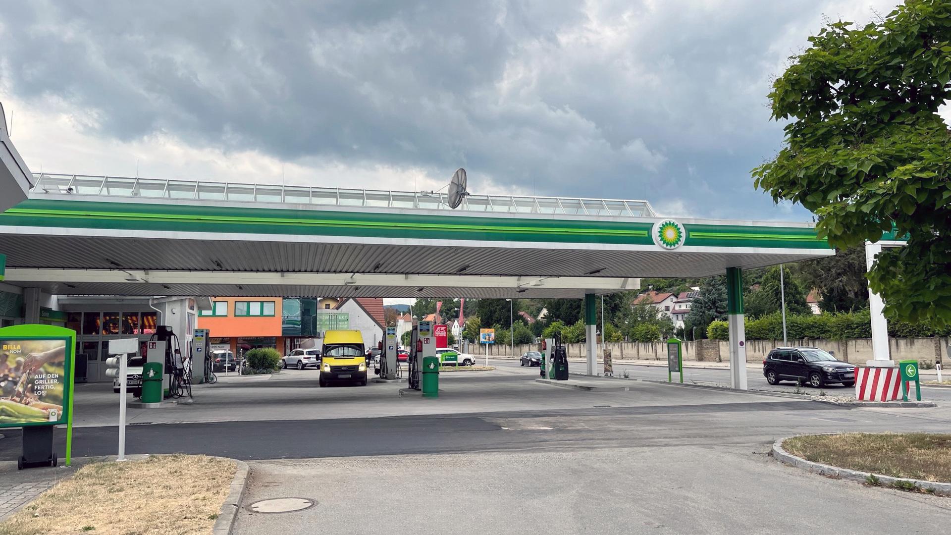 bp, Wiener Straße in Krems an der Donau