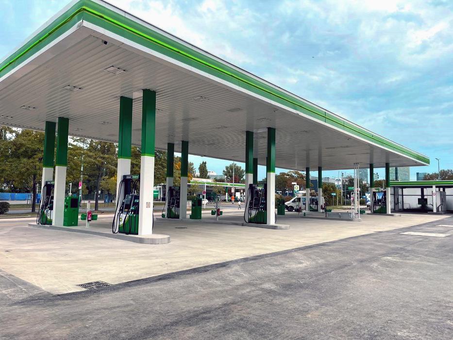 bp, Triester Straße in Wien