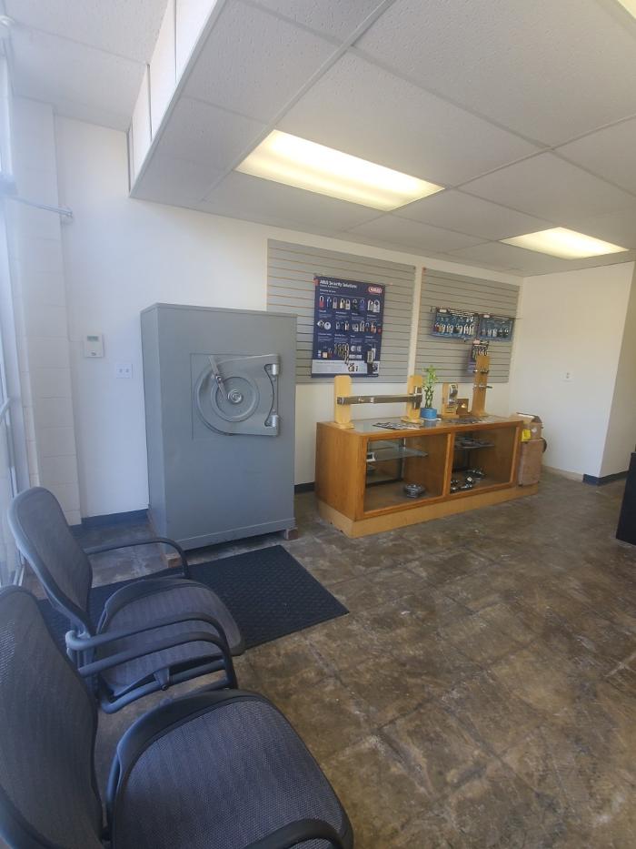 Broadway Lock & Key - Whittier, CA