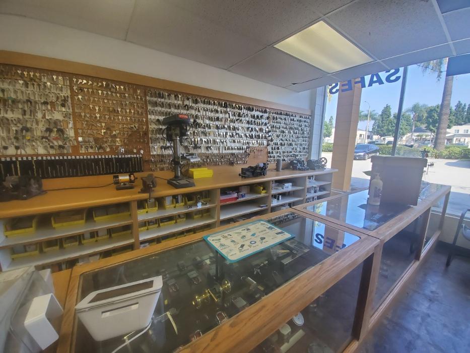 Broadway Lock & Key - Whittier, CA