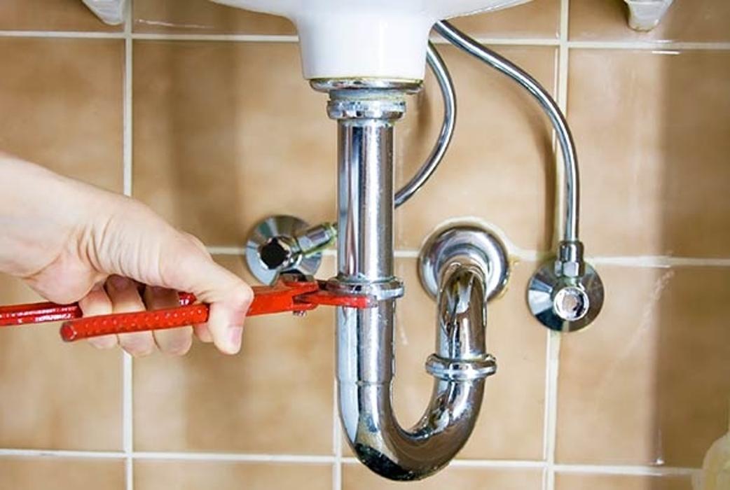 Plomero Urgente - Tustin, CA