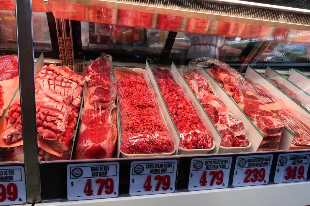 El Rey Supermarket - Lynwood, CA