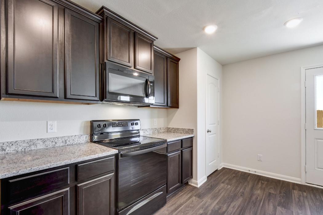 LGI Homes - Savannah Place Image