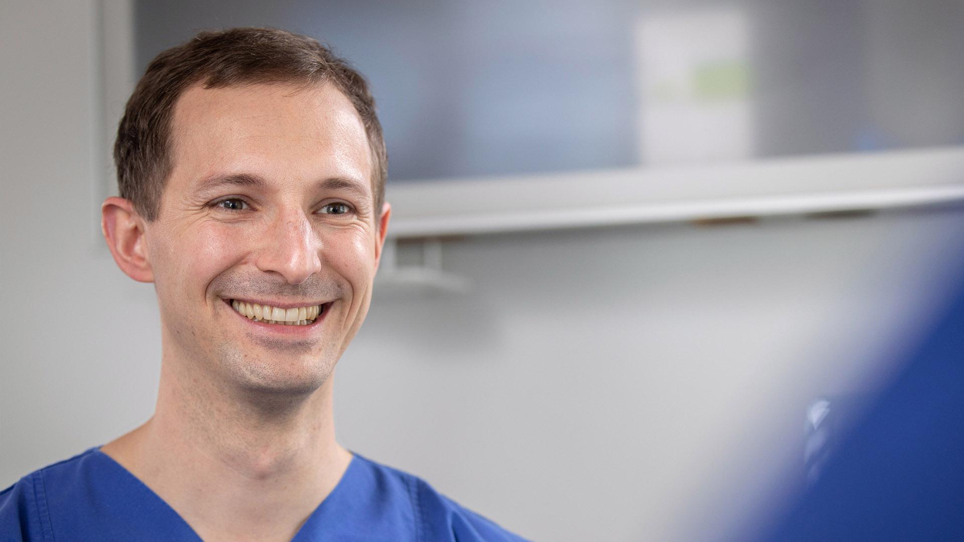 Zahnarztpraxis Georg Gemeinhardt, Ahornweg in Frasdorf